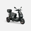 GoVida IVA TR3 2.0 driewielers in matte black, showcasing a sleek design and three-wheel configuration.
